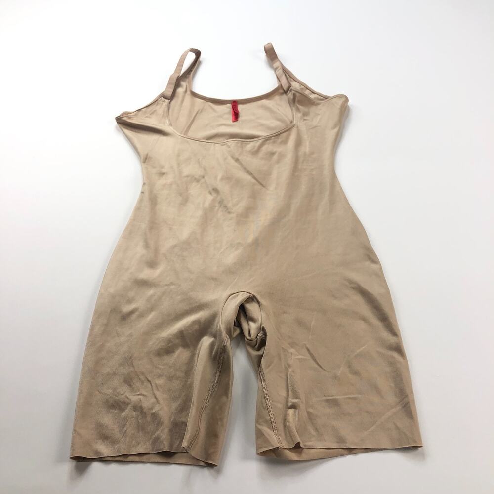 Spanx Bodysuit Open Bust? Shapewear 9" Shorts Open Fly Beige Tan